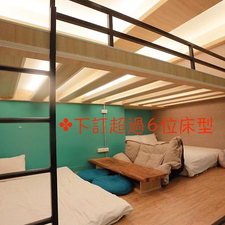BIRD series B&B&Hostel複合式民宿 台南 外观 照片