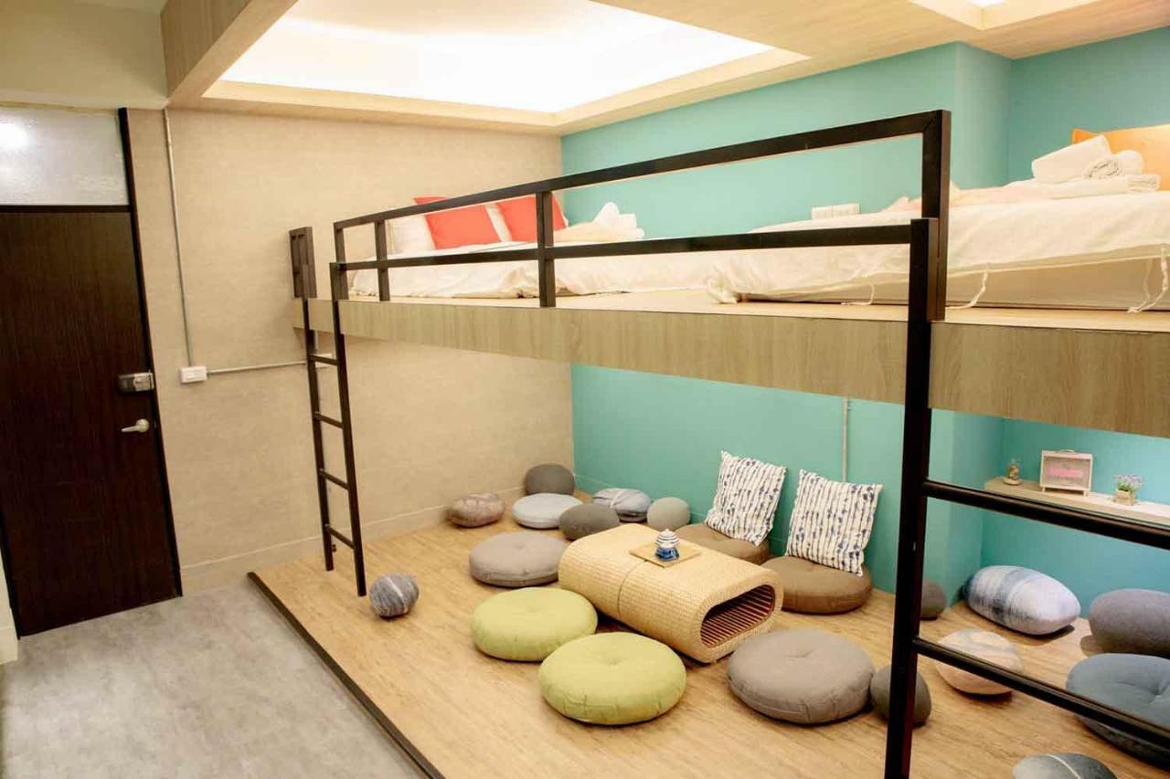 BIRD series B&B&Hostel複合式民宿 台南 外观 照片