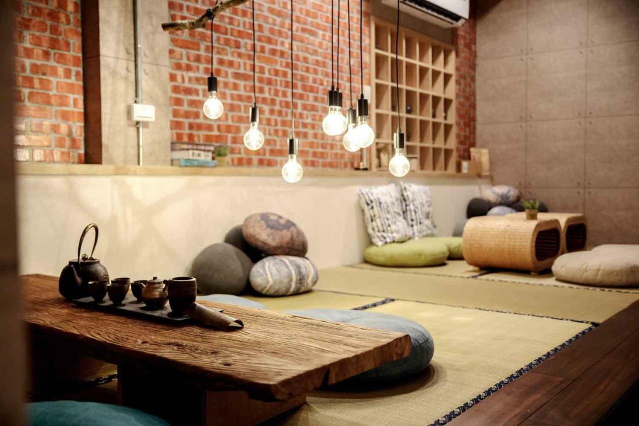 BIRD series B&B&Hostel複合式民宿 台南 外观 照片