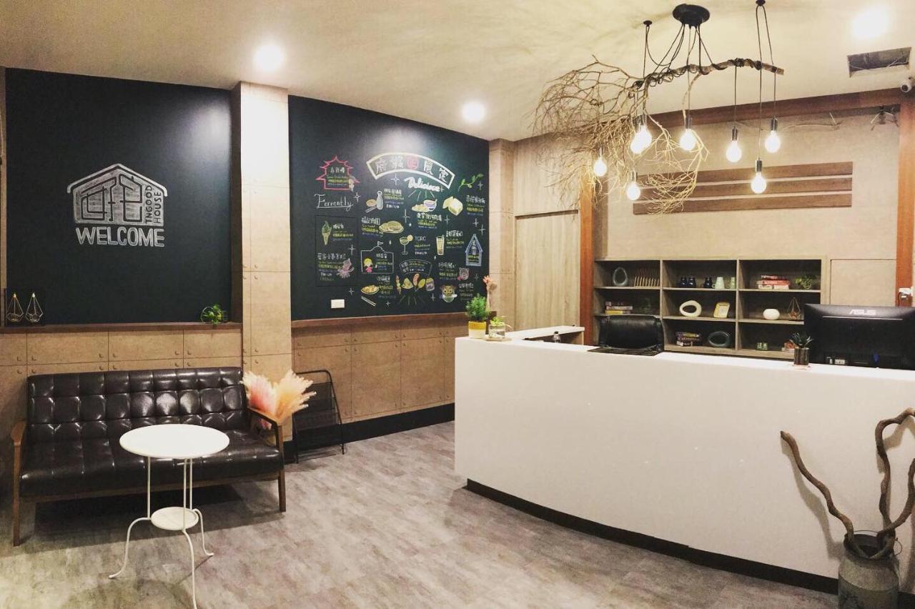BIRD series B&B&Hostel複合式民宿 台南 外观 照片