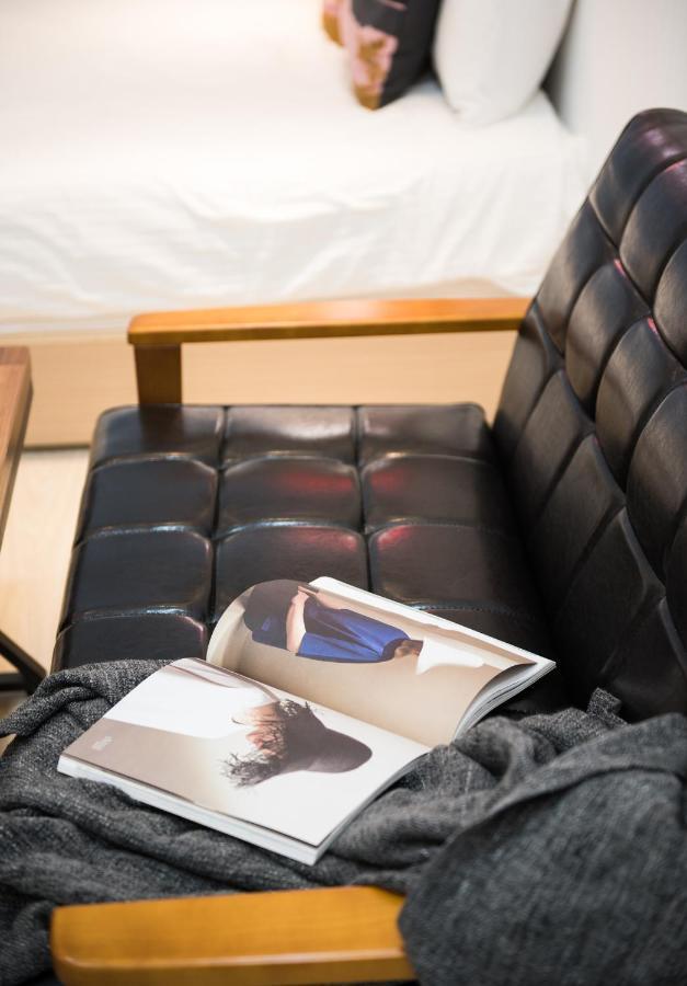 BIRD series B&B&Hostel複合式民宿 台南 外观 照片